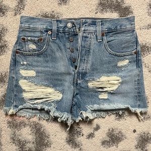 Levi’s Jean shorts 501 size 24